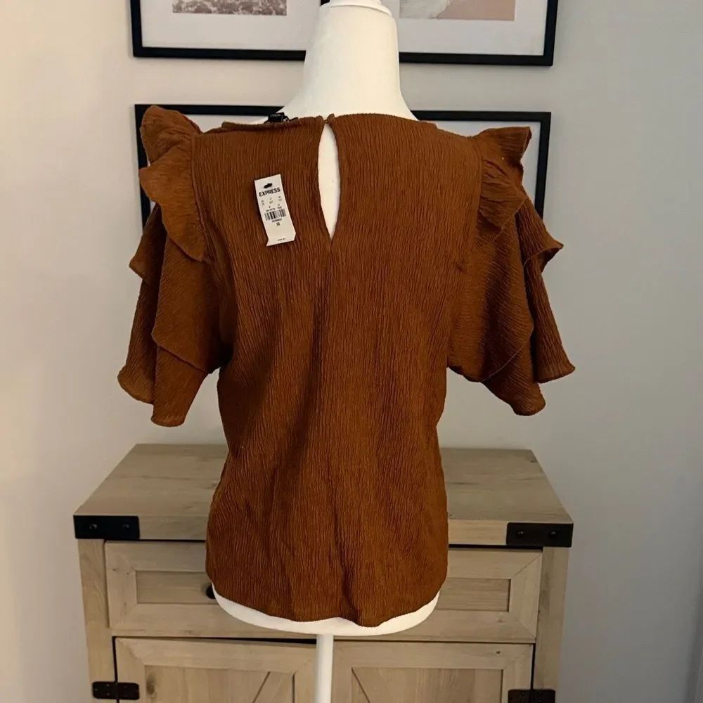 Express Ruffle Sleeve Blouse - Picture 2 of 5